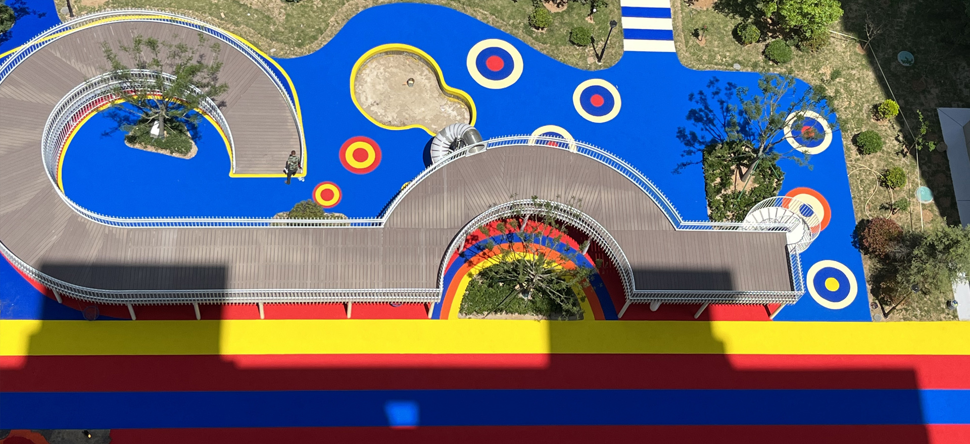 Artificial turf for kindergarten